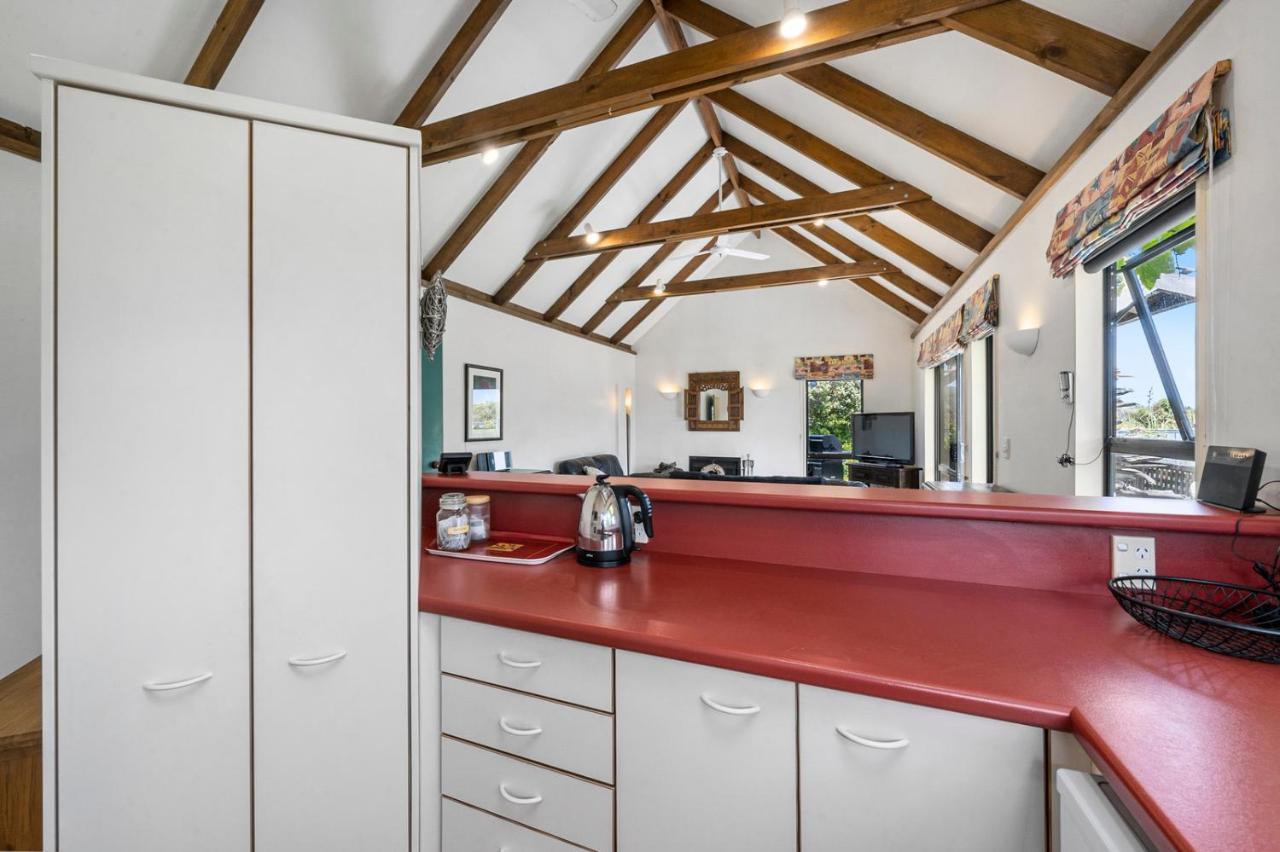 Waimea Cottage - Waikanae Holiday Home Εξωτερικό φωτογραφία